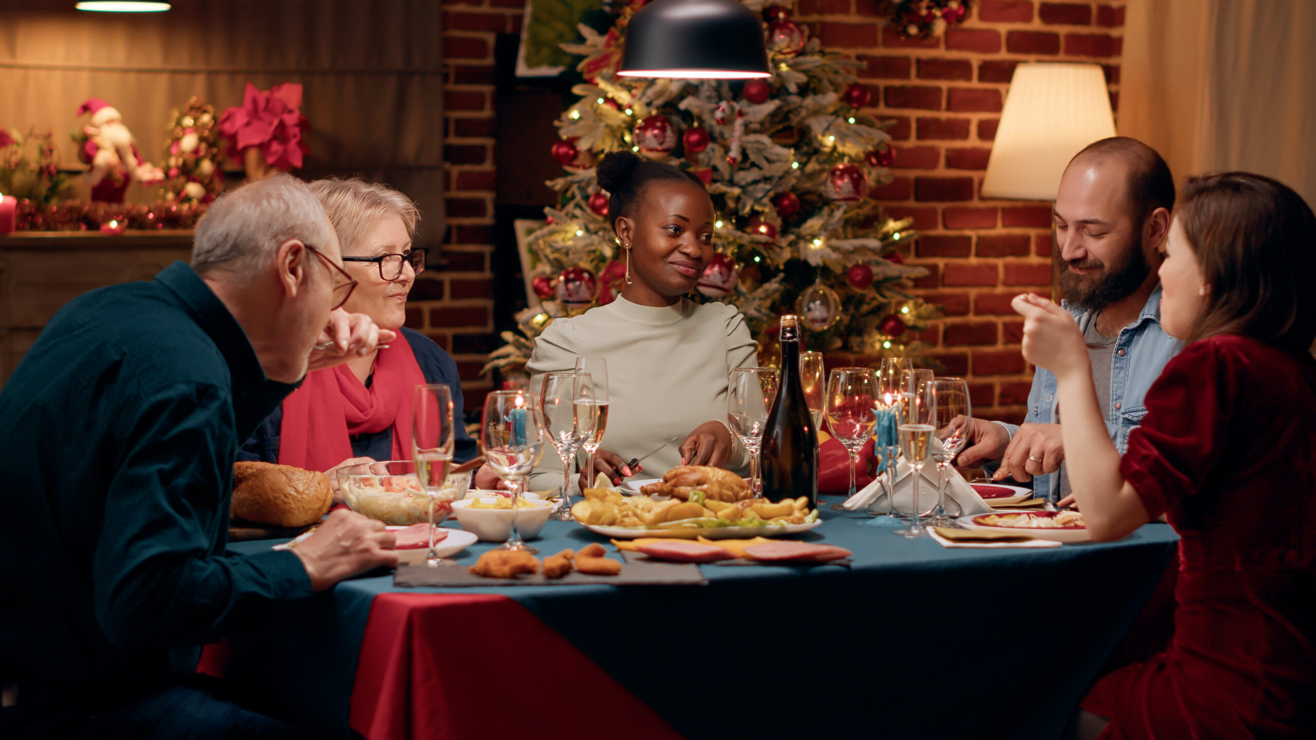Tips for talking about divisive issues during the holidays